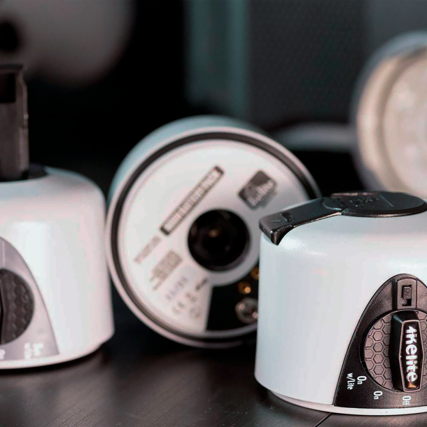 DS230 213Ws Underwater TTL Strobe with Aiming Light