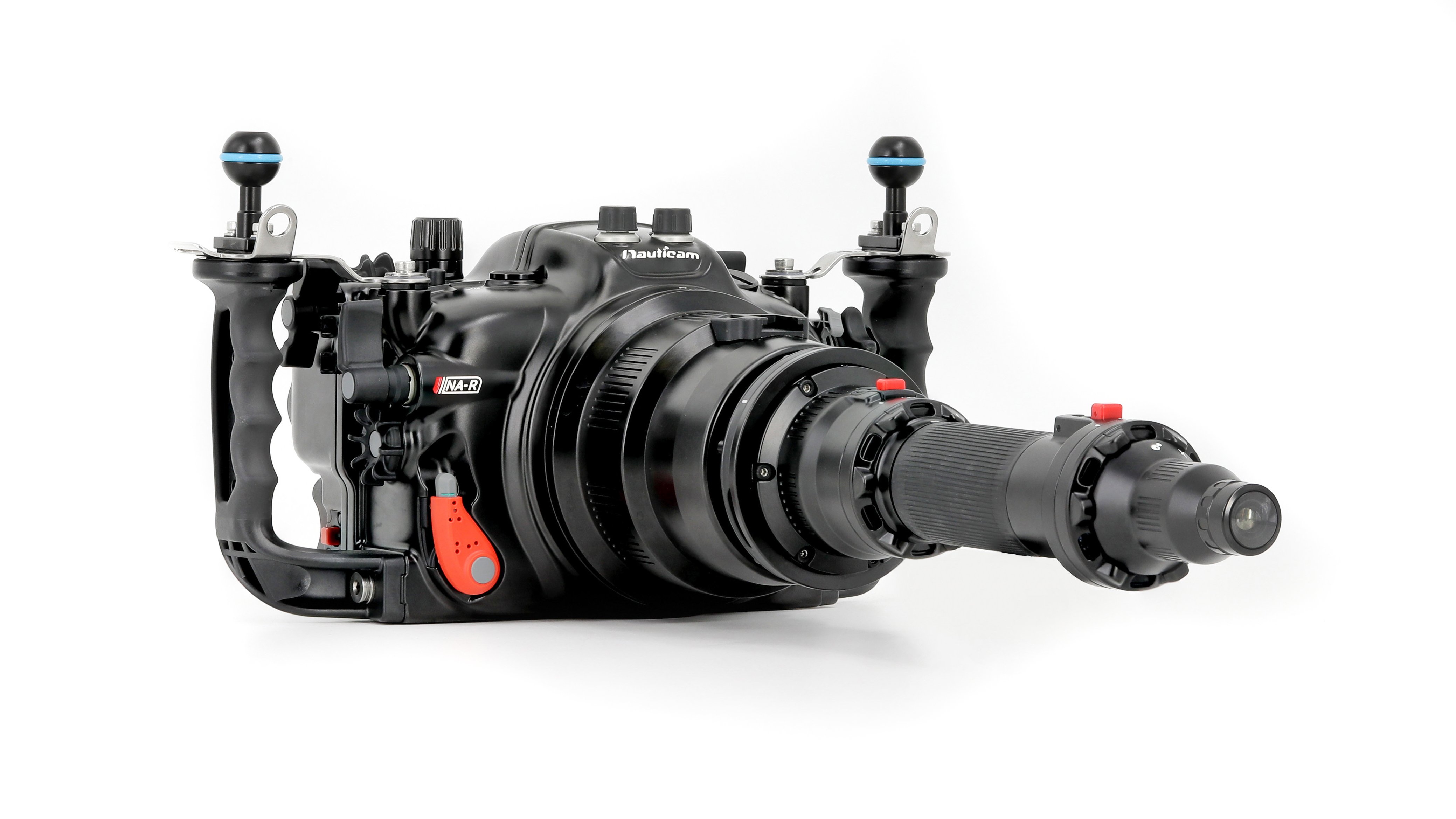 Nauticam EMWL Optics for Underwater Macro-to-Wide Shooting