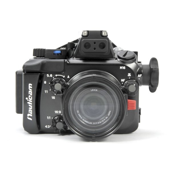Nauticam housing for Panasonic Lumix DMC-LX100 camera