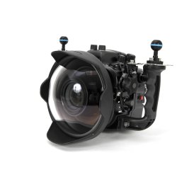 Nauticam housing for Nikon D7200 camera