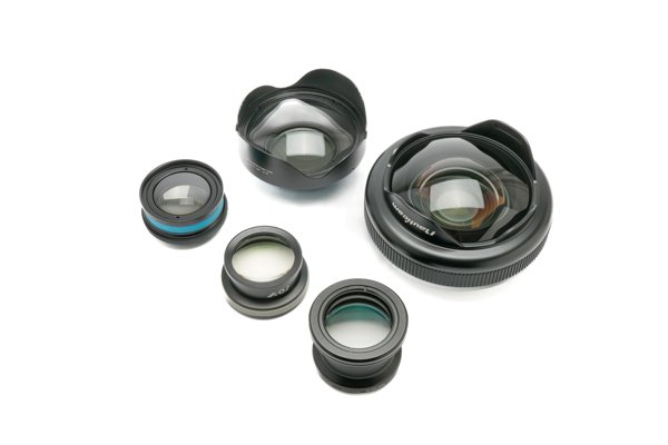 Underwater smartphone housing