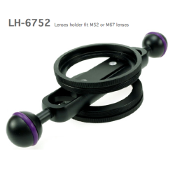 Lens holder for M67-M52 wet lens.