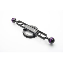 Lens holder for M67-M52 wet lens.