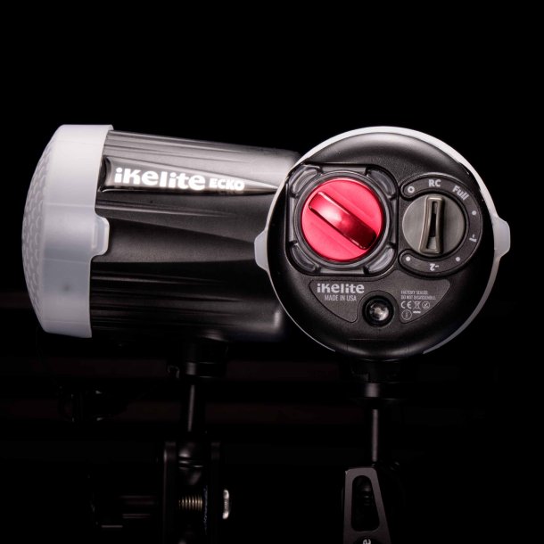 Ikelite Ecko Fiber Strobe, Arm, and Fiber Optic Cord Bundle