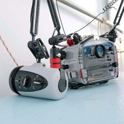Ikelite RC232 TTL Underwater Strobe with Video Light [Fiber Optic]