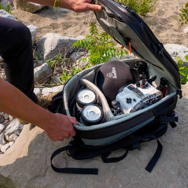 Ikelite DS165 TTL Underwater Strobe with Electrical Bulkhead