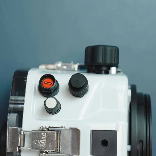 USB Charging &amp; Data Transfer Bulkhead for 200DL and 50DL Underwater Housings