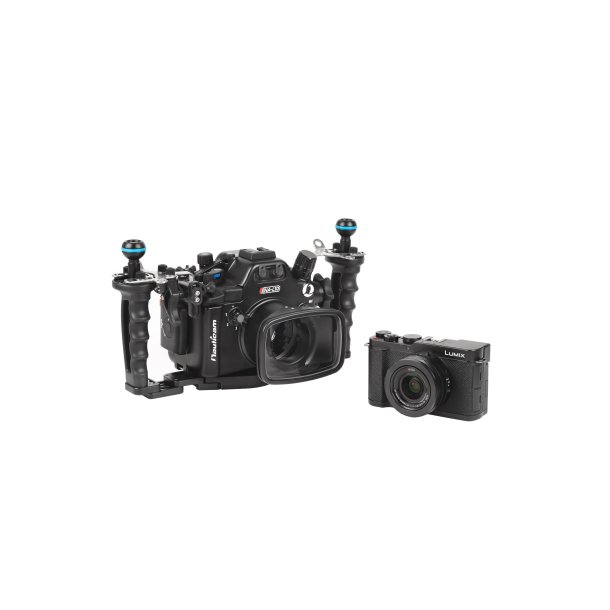 Nauticam NA-L10 Pro Paket f�r Panasonic Lumix L10 (inkl. Flexitray, rechter Griff, zwei Kugeladapter, M16-Ventil, Ausl�serverl�ngerung)