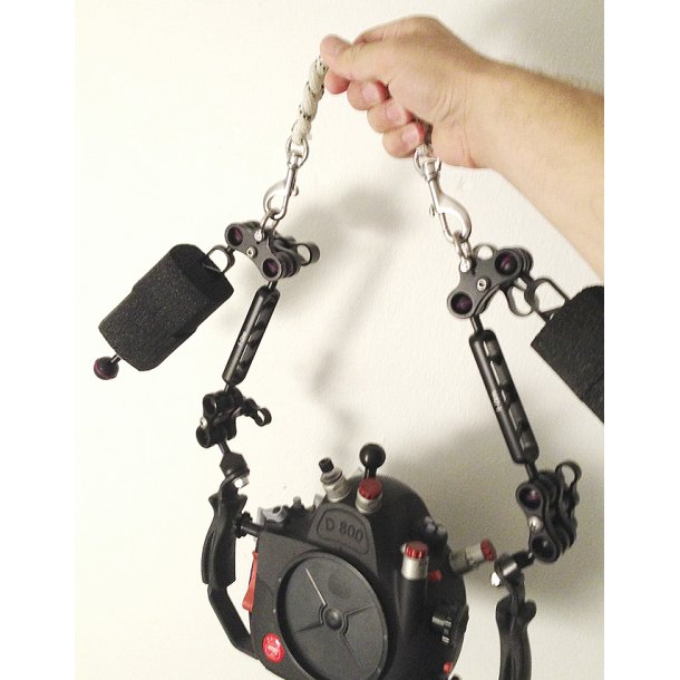 Nauticam MP Clamp (Multi-Purpose) with shackle
