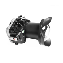 Seafrogs housing for Canon EOS R5 and Dome Lens