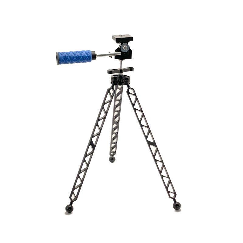 UW Tripod - 16" legs with video head