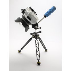 UW Tripod - 8" legs with video head