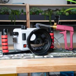 Ikelite 200DLM/D Underwater Housing for Canon EOS R100 with Dome Port, Handles &amp; Vacuum